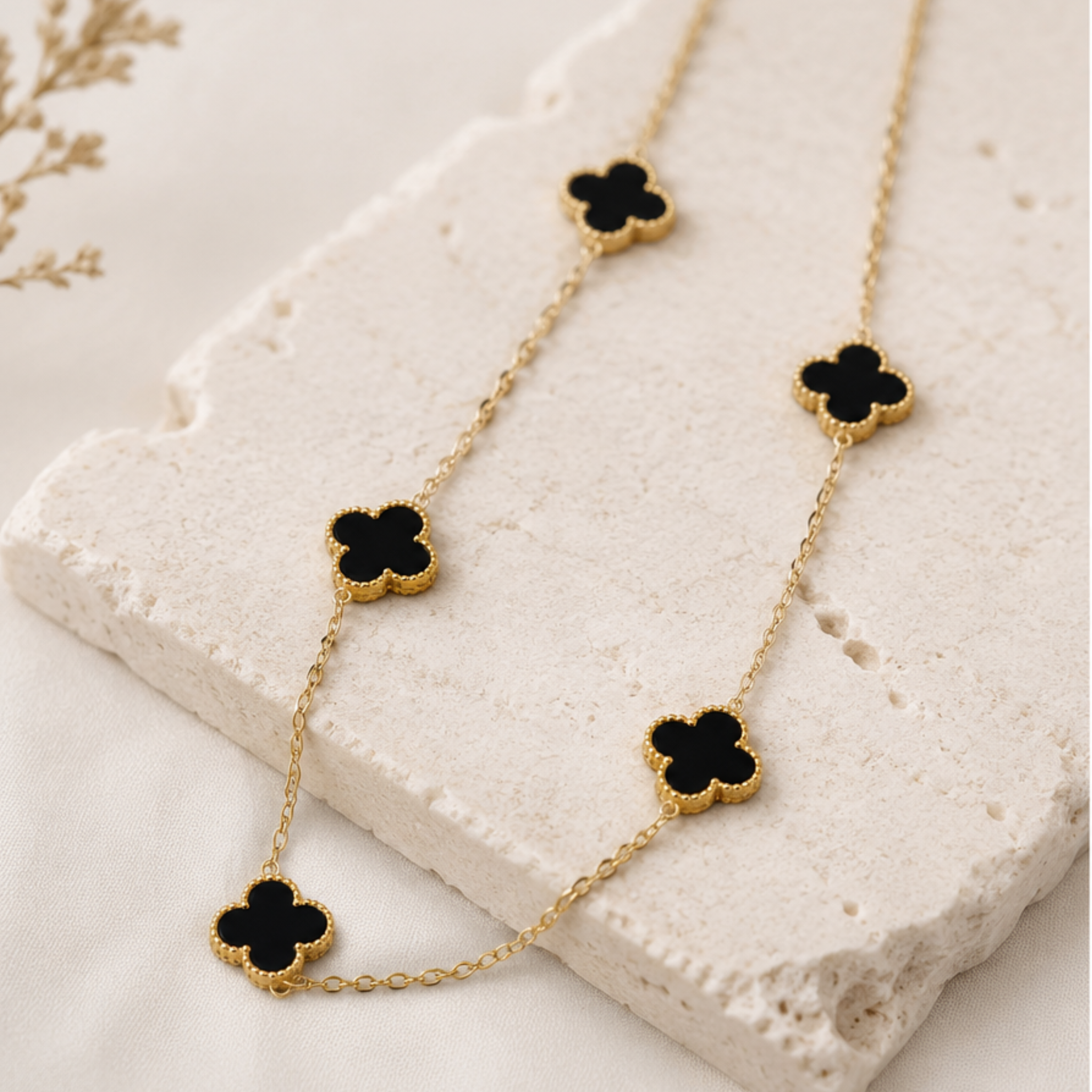 Collier Trèfle Noir